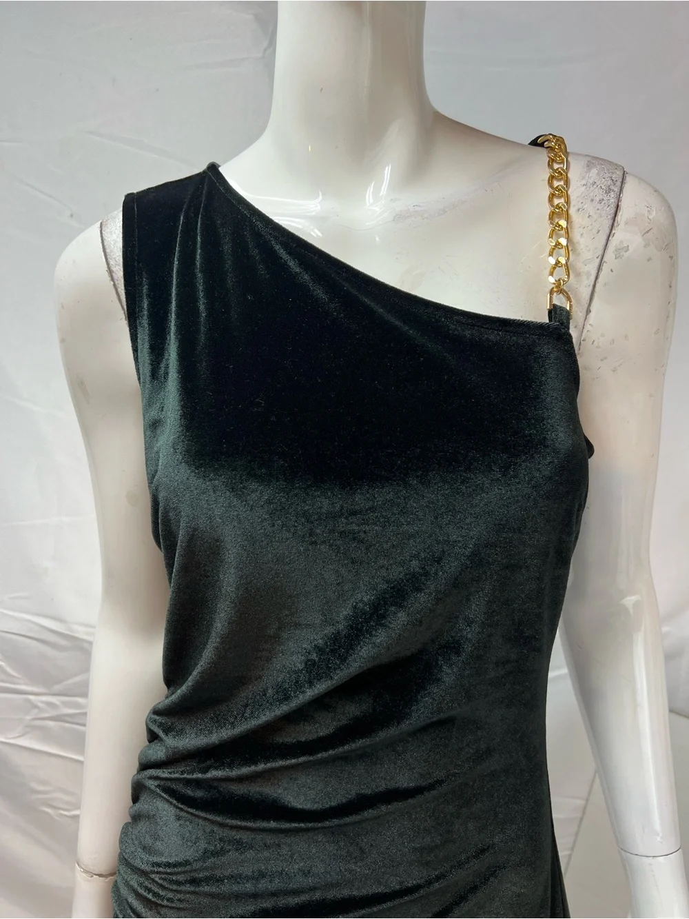 Michael Kors Women’s M Black Velvet Stretchy Ruched Gold Chain Midi Dress